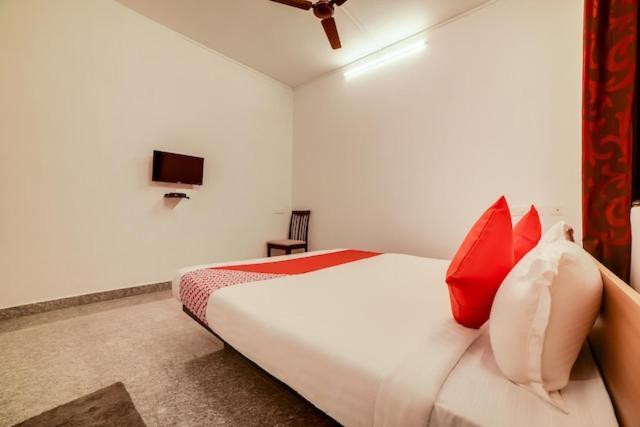 Seascape Residency White Town Hotel ปอนดิเชอรี ภายนอก รูปภาพ